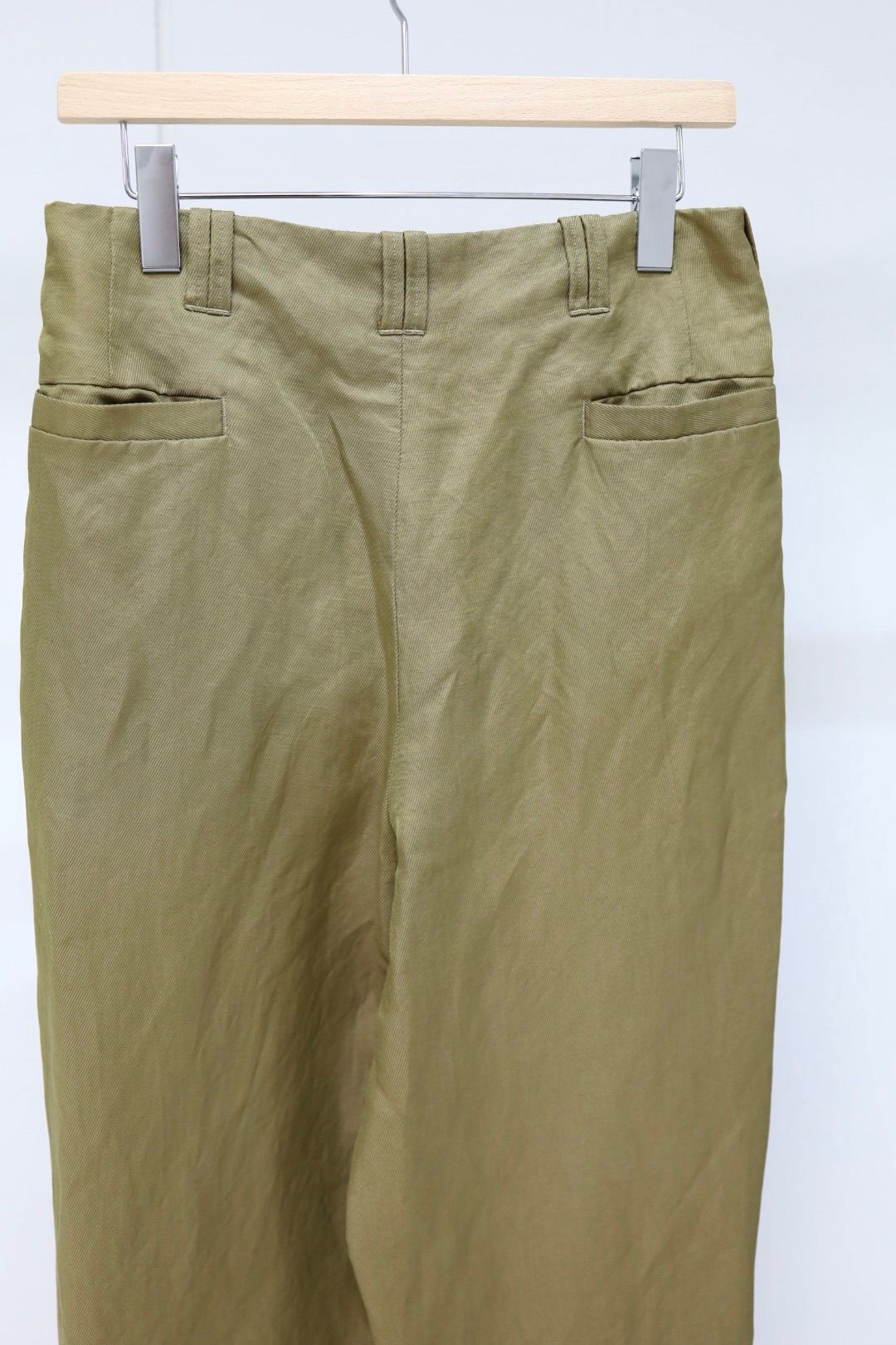 YOKE 26SS Linen Silk Kersey 3pleated Tapered Trousers(YK26SS01209P)KHAKI
