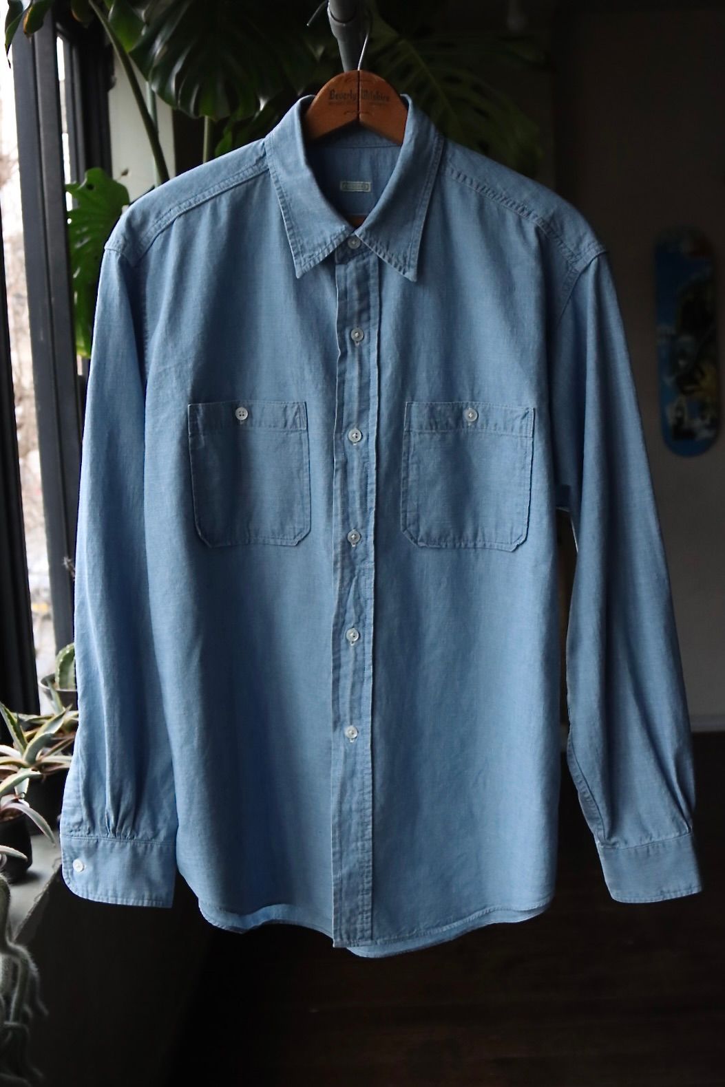 アプレッセ A.PRESSE Washed Chambray Shirt | labiela.com