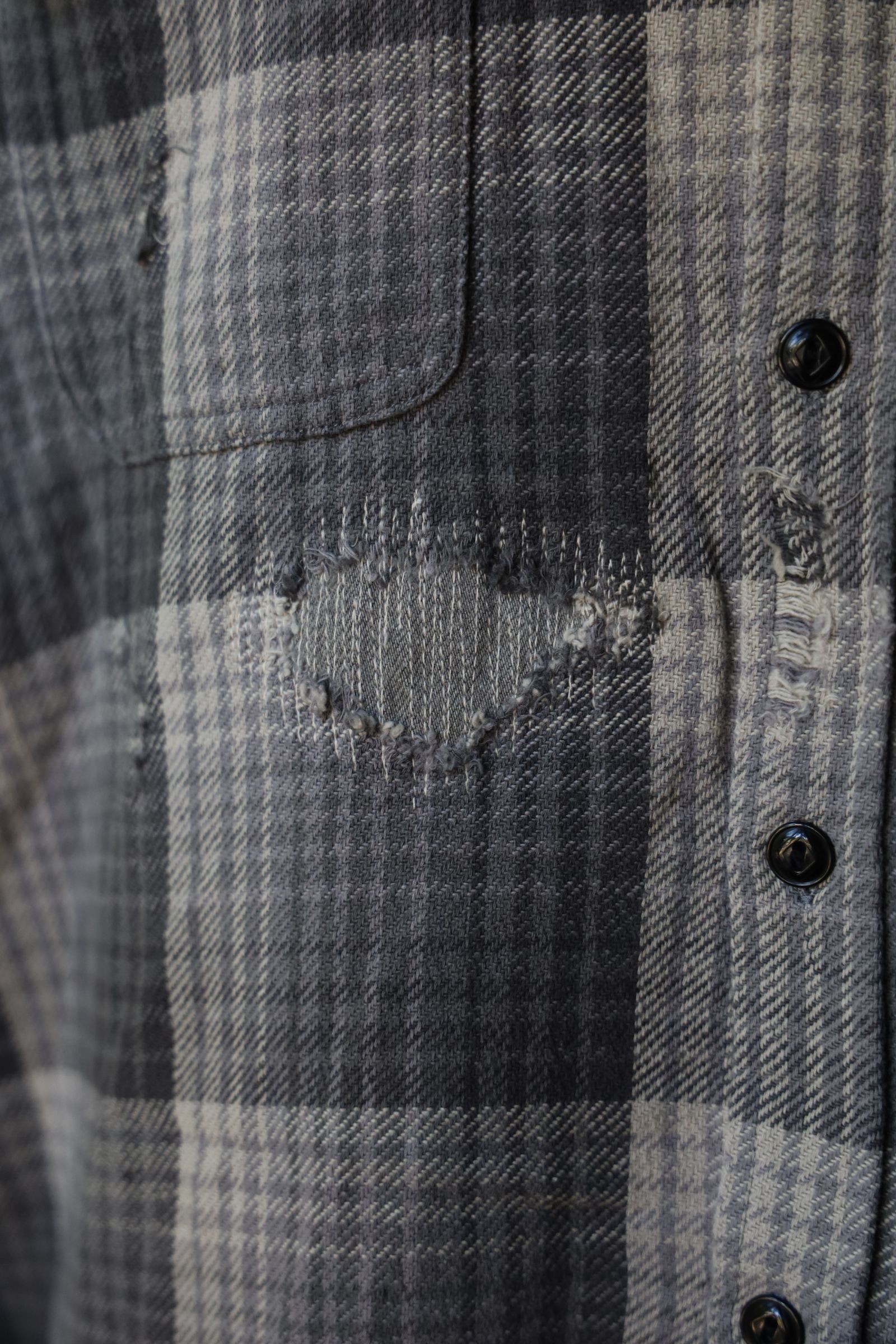 BOW WOW バウワウ DELUXE FLANNEL SHIRTS REPAIRED (BW242-DFSR)CHACOAL×GRAY REPAIRED☆10月19日(土)11:00発売！