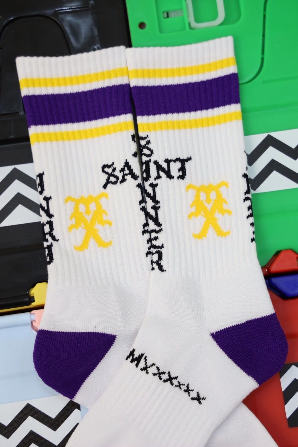 セントマイケル SINNER SOCKS (SM-HR1-0000-110)WHITE/PURPLE★10月11日(土)発売！