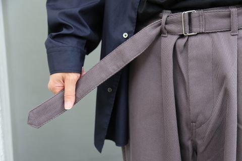 Graphpaper Hard Twill Belted Pants "GRAY" style.2020.7.25.