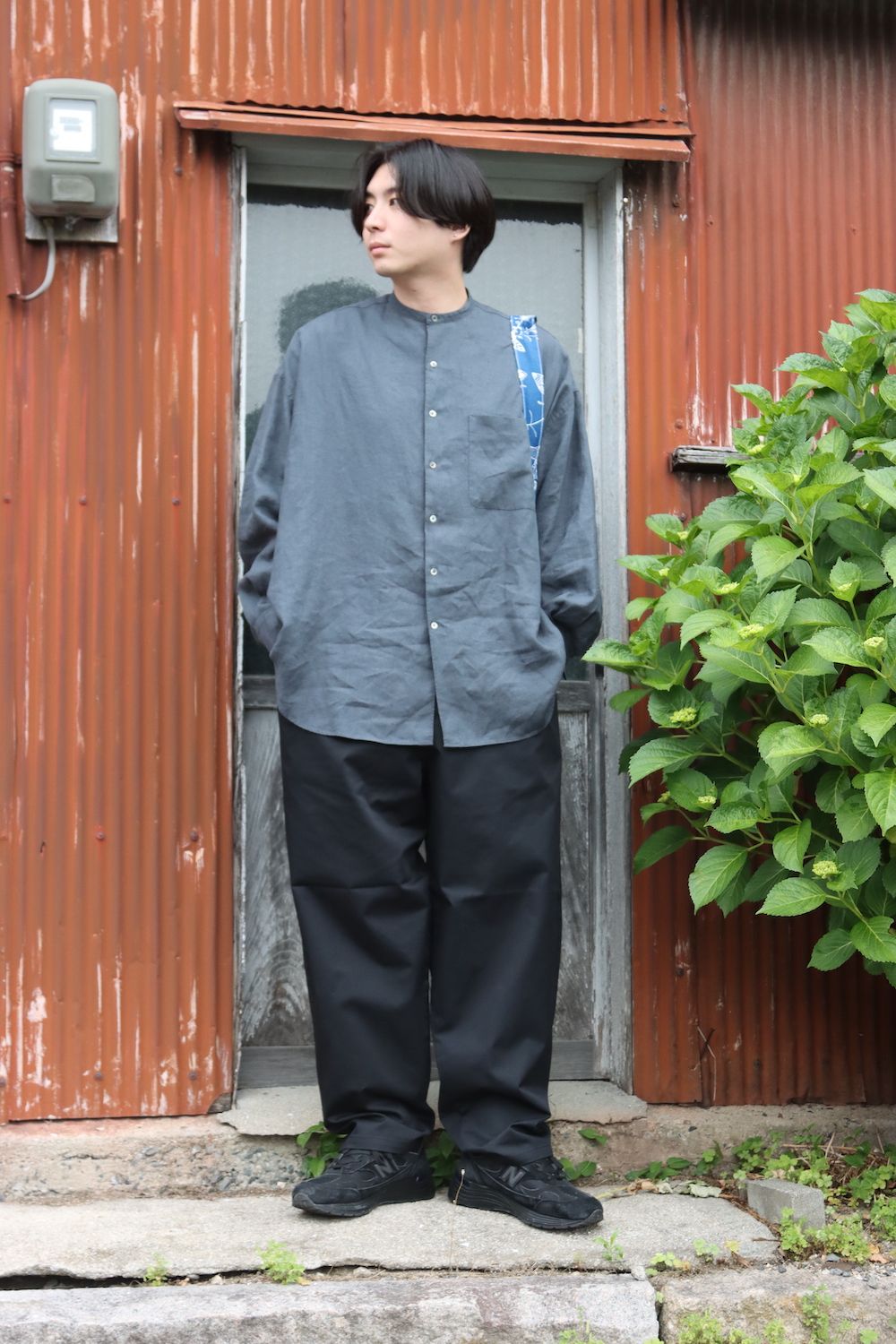 Graphpaper Linen L/S Oversized Band Collar Shirt style