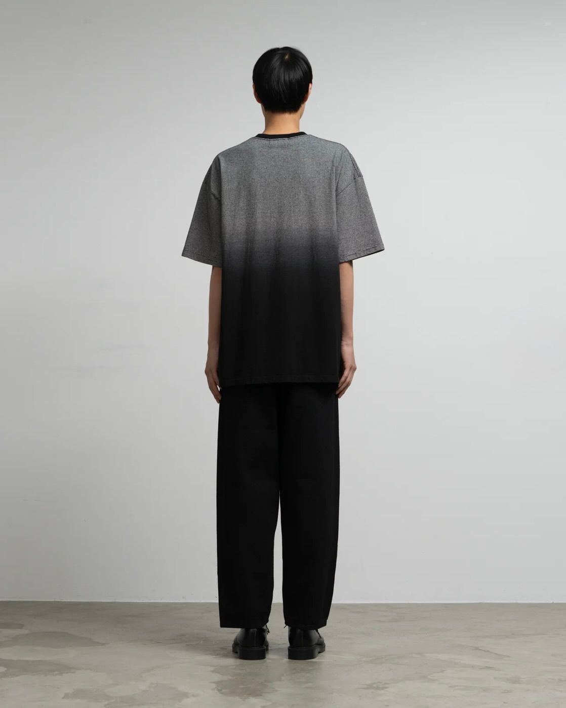 グラフペーパー 25AW Gradient Border S/S Tee(GU253-70512)BLACK☆8月9日(土)発売！