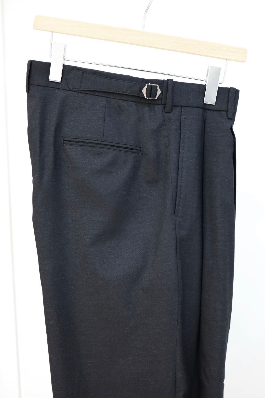 marka 26SS TWO TUCK BAGGY TROUSERS(M26A11PT02C)CHAMBRAY BLACK☆新作発売！