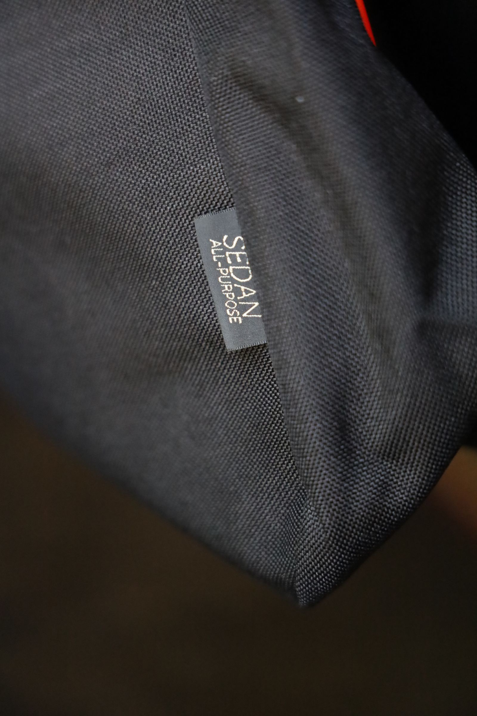 セダンオールパーパス FW24 OUTDOOR PRODUCTS® / NIMBUS Shoulder Carry-All(SD24F-BG01)Charcoal☆9月7日(土)発売！