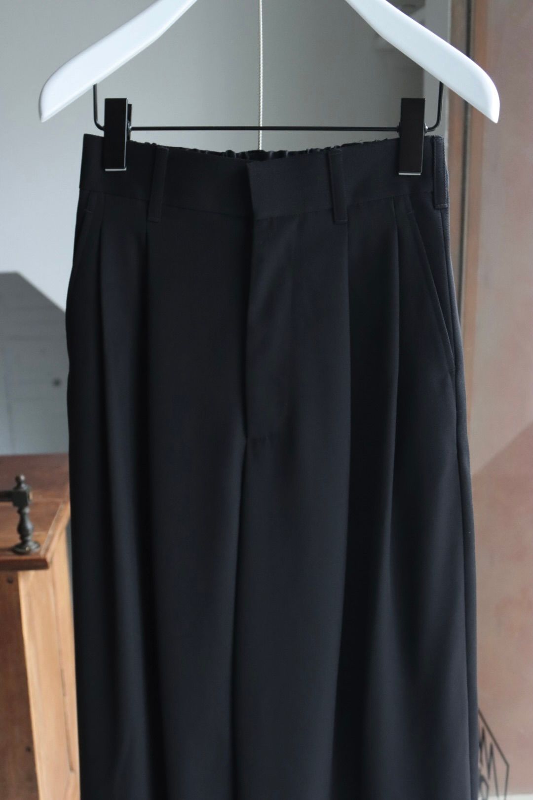 グラフペーパー Women's 25AW Techno Wool Nylon Two Tuck Wide Pants(GL253-40319)BLACK