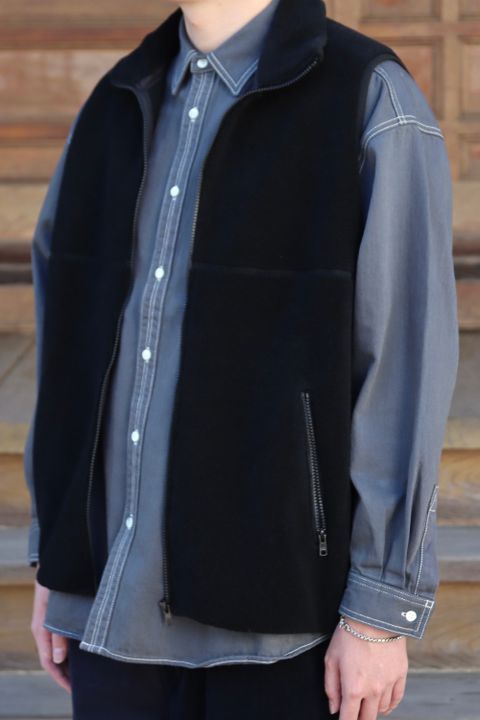 Graphpaperb Wool Boa Zip-Up Vest(GU213-70205B) style.2021.10.10