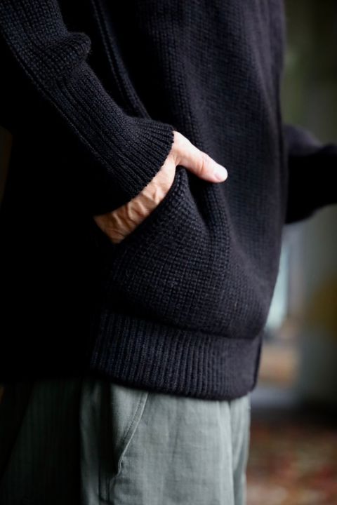 MARKAWARE 26AW DRIVERS KNIT"NATURAL BLACK"スタイル