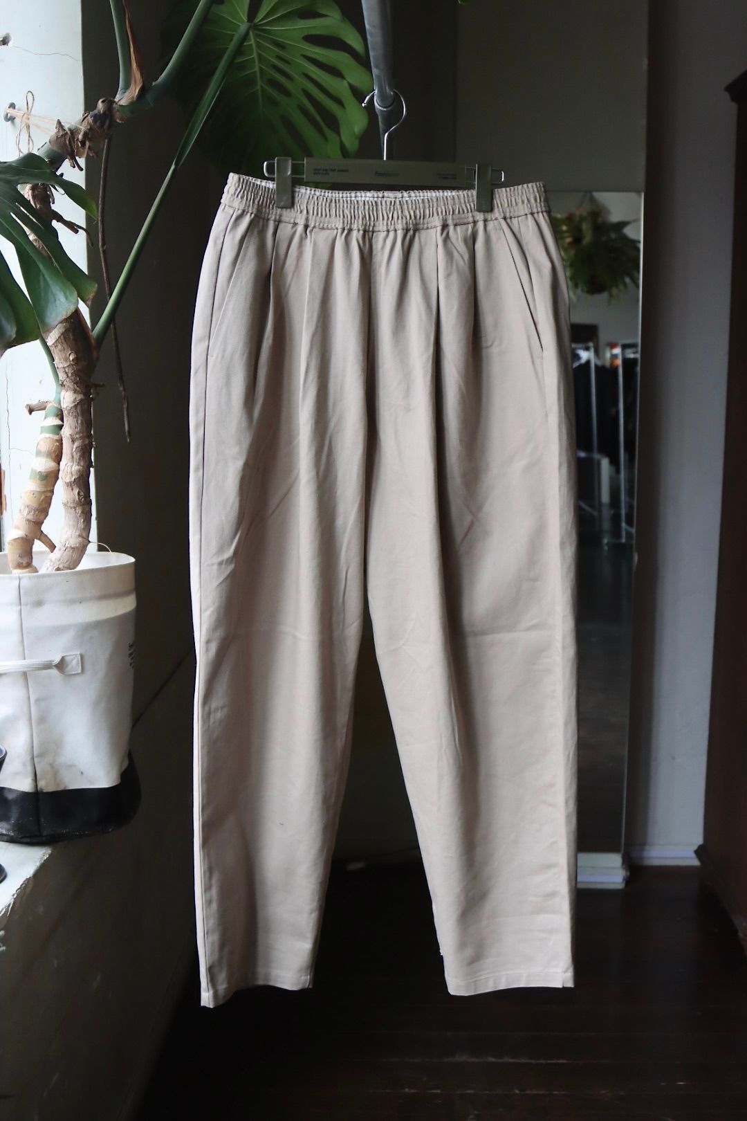 FreshService - フレッシュサービス24SS CORPORATE EASY CHINO PANTS