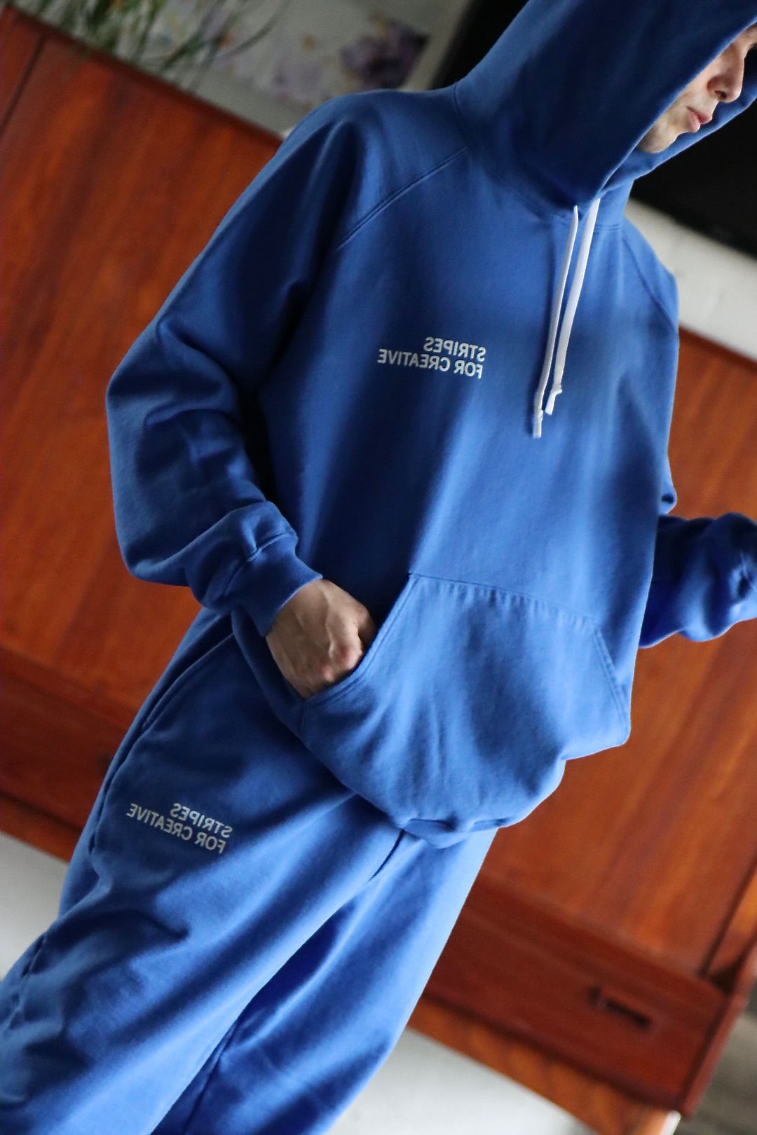 S.F.C RAGLAN HOODIE"BLUE"style.