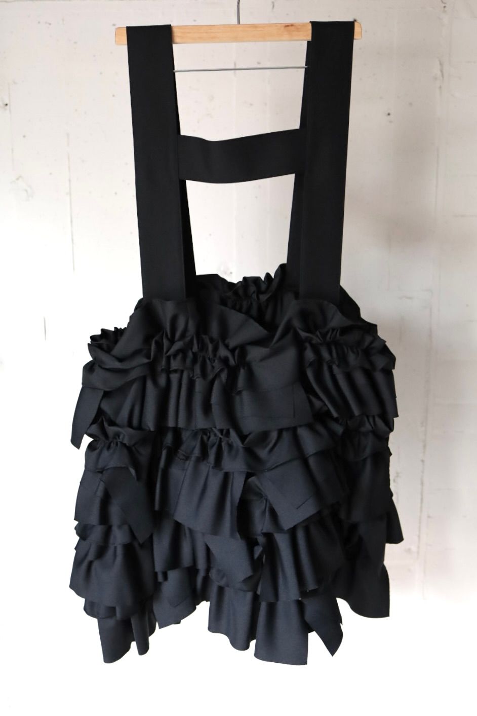 tao 26FW エステルツイルサロペットスカート(TR-A001-051-1)BLACK☆8月7日(金)発売！