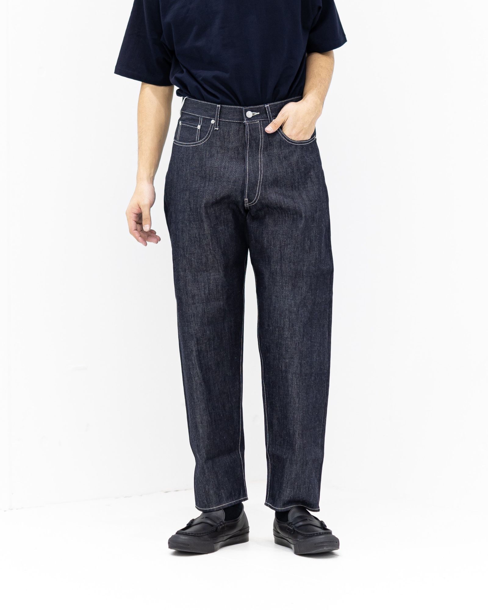グラフペーパーSelvage Denim Five Pocket Tapered Pants(GU261-40058RB)INDIGO_RIGID★1月24日(土)発売！