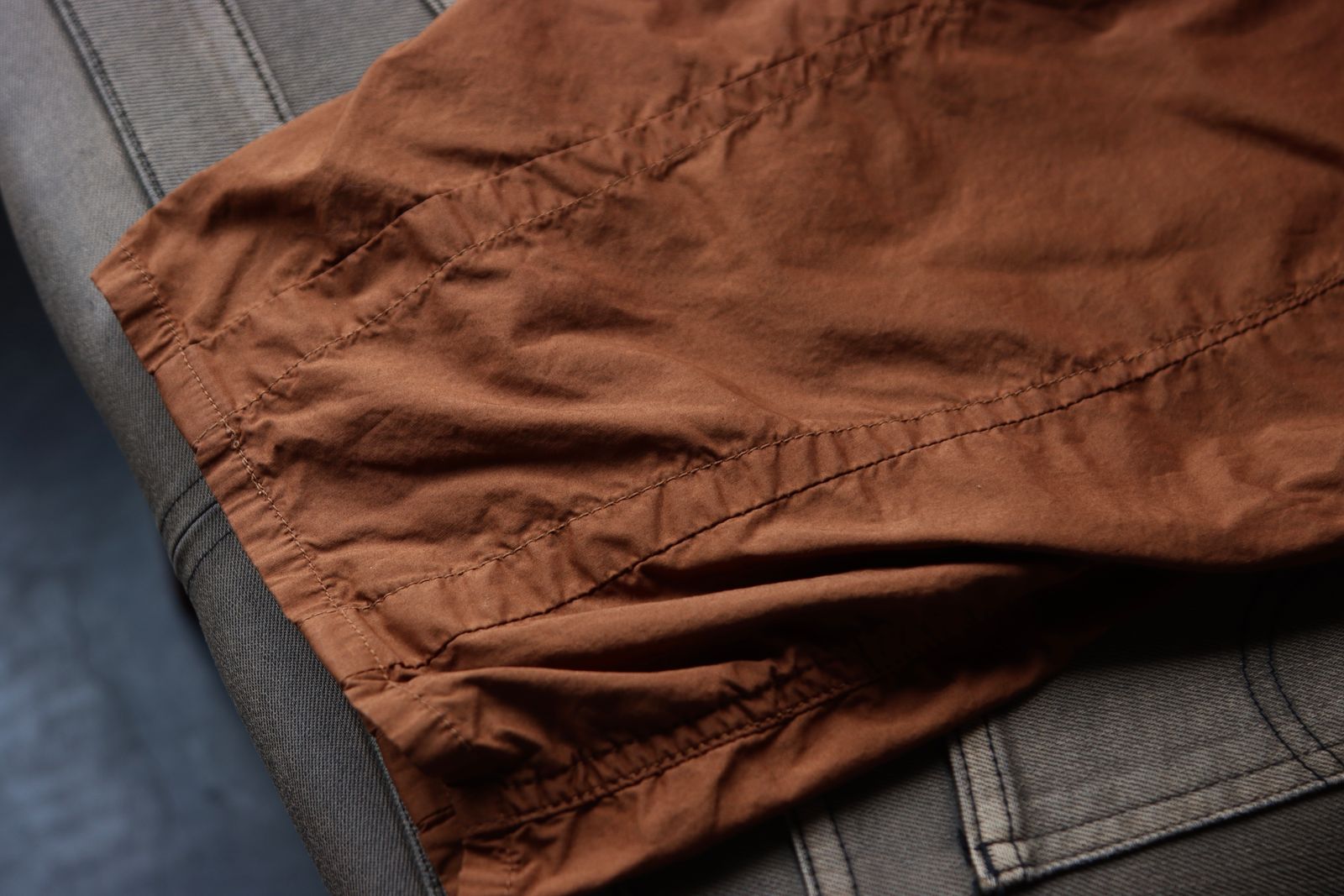 グラフペーパー  25SS Garment Dyed Typewriter Parachute Pants(GM251-40090C)BROWN☆3月8日(土)発売！