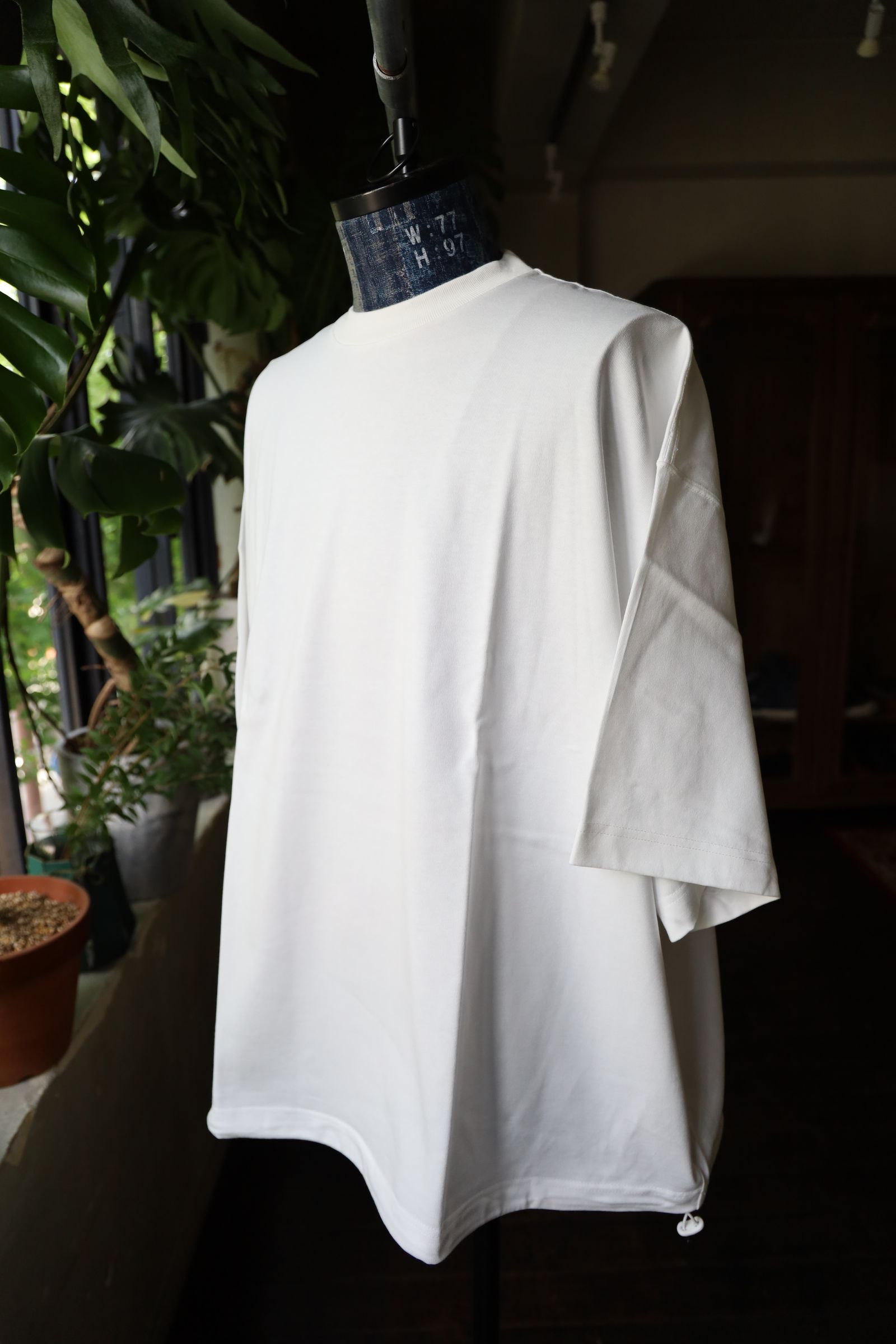 イズネス24AW BALLOON T SHIRT(31SSSH05-1)WHITE