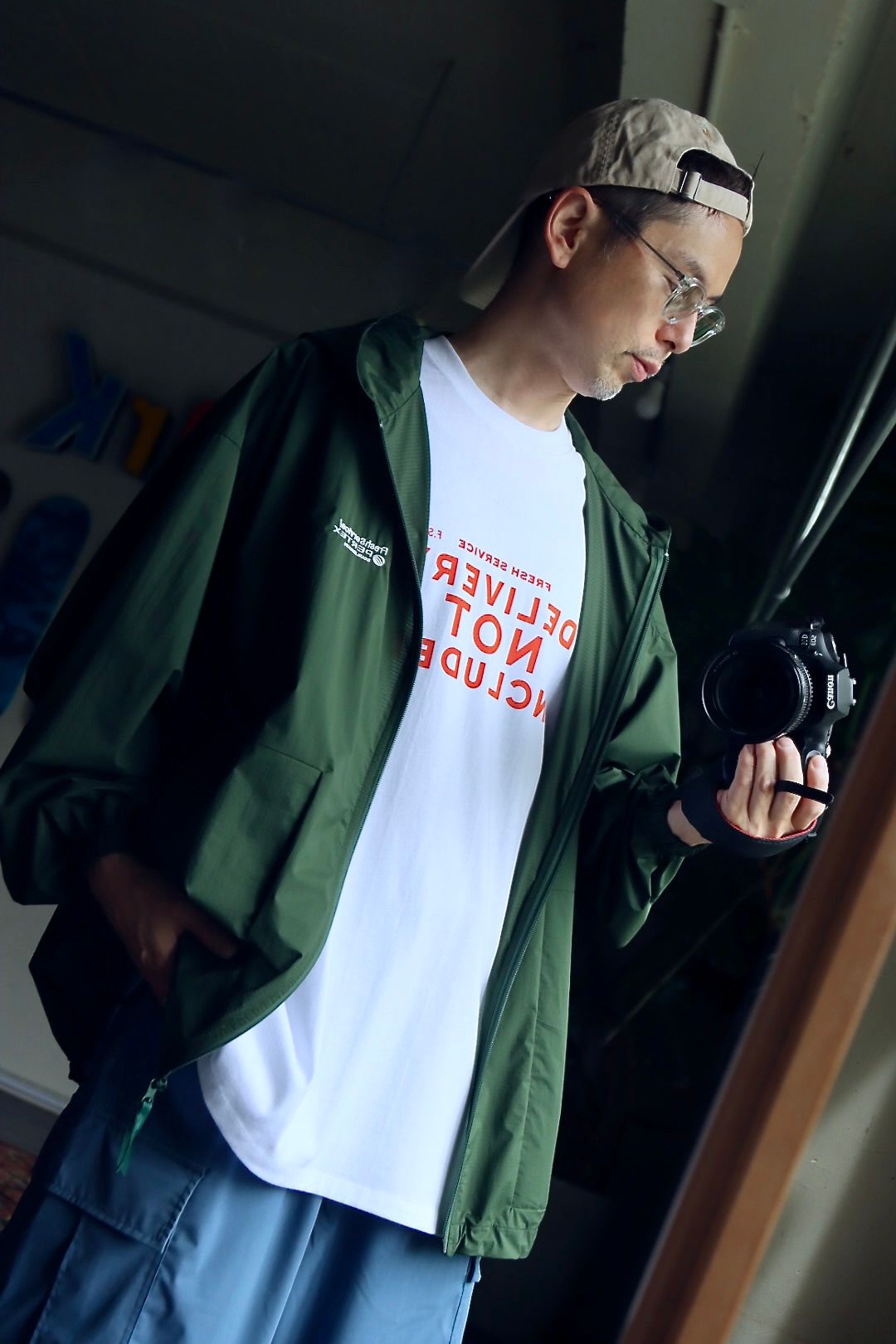 FreshService MICRO TYPEWRITER CARGO PANTSスタイル