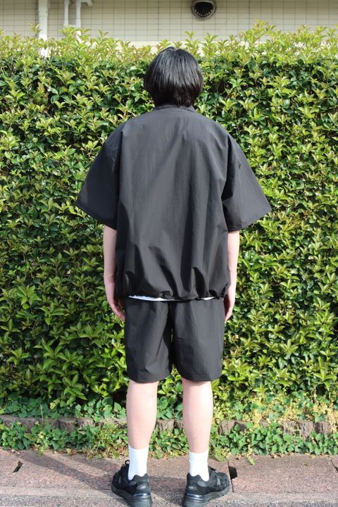is-ness BALLOON WIDE SHIRT(1022SSSH03) style.2022.4.25