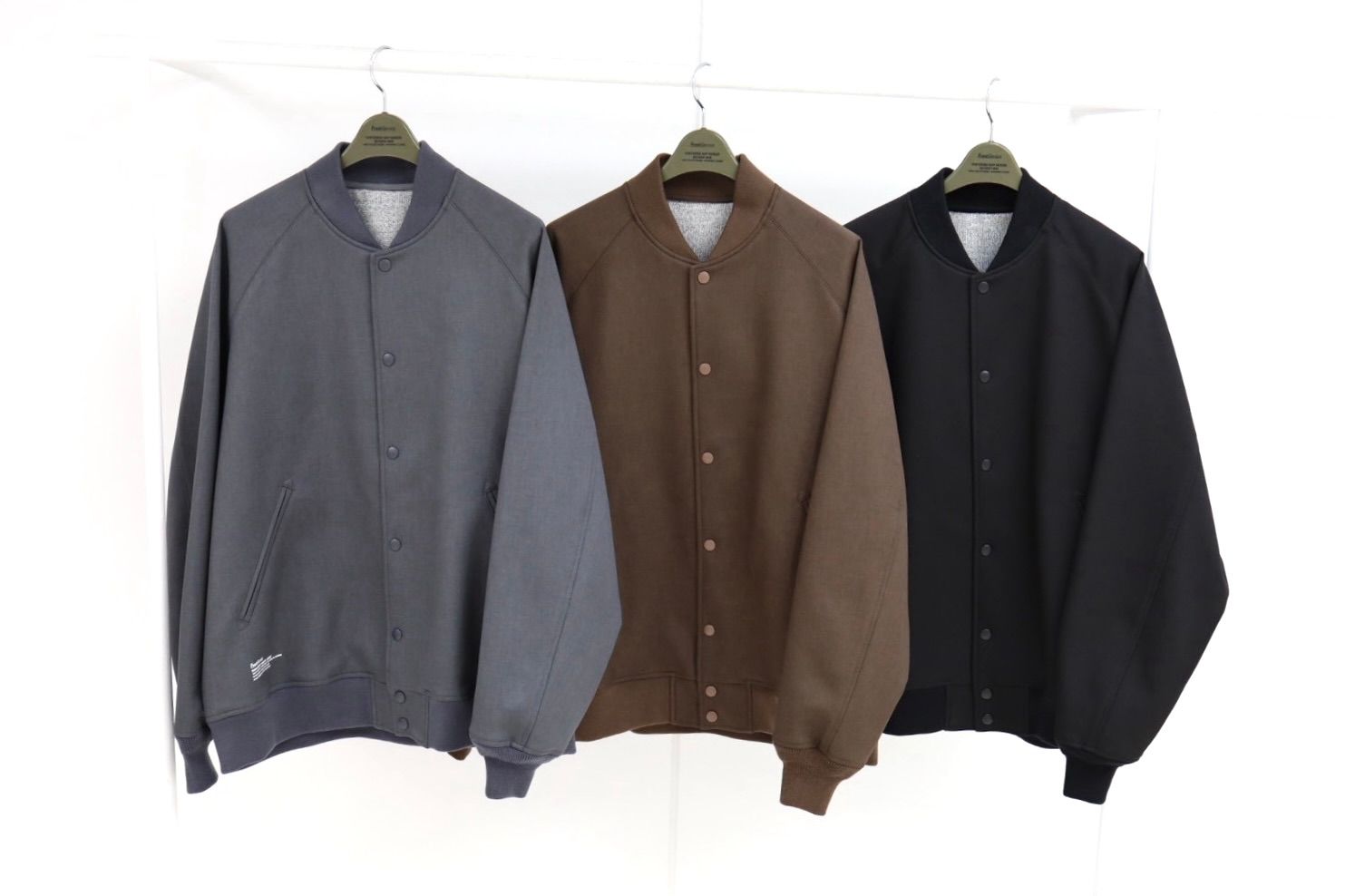 フレッシュサービス 26AW  DOWN FABRIC VARSITY JACKET(FSC263-30050)BLACK☆10月24日(土)新作発売！