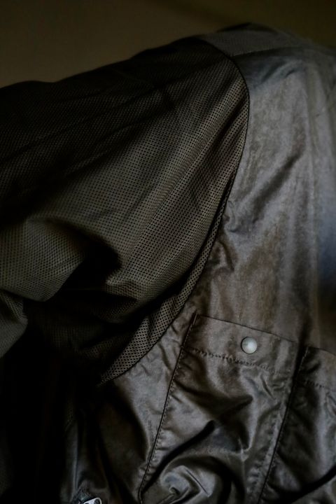 DAIWA PIER39 TECH REVERSIBLE BRITISH HUNTER WINDBREAKER JACKETスタイル.2025.8.23.