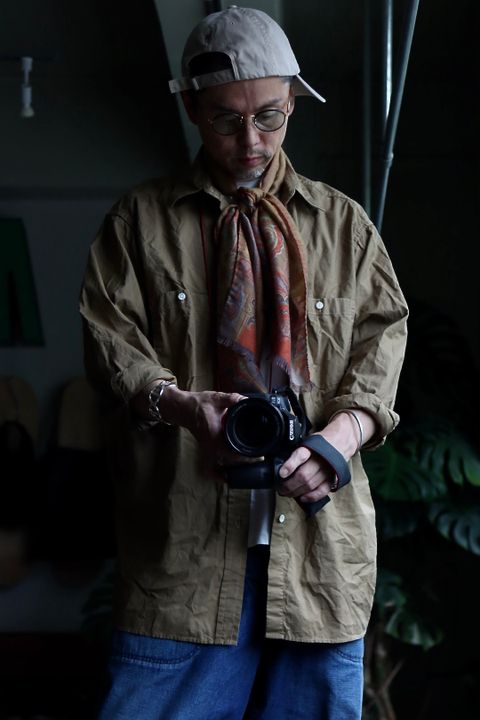 アプレッセ22AW Over Dyeing Military Shirt"BEIGE"スタイル
