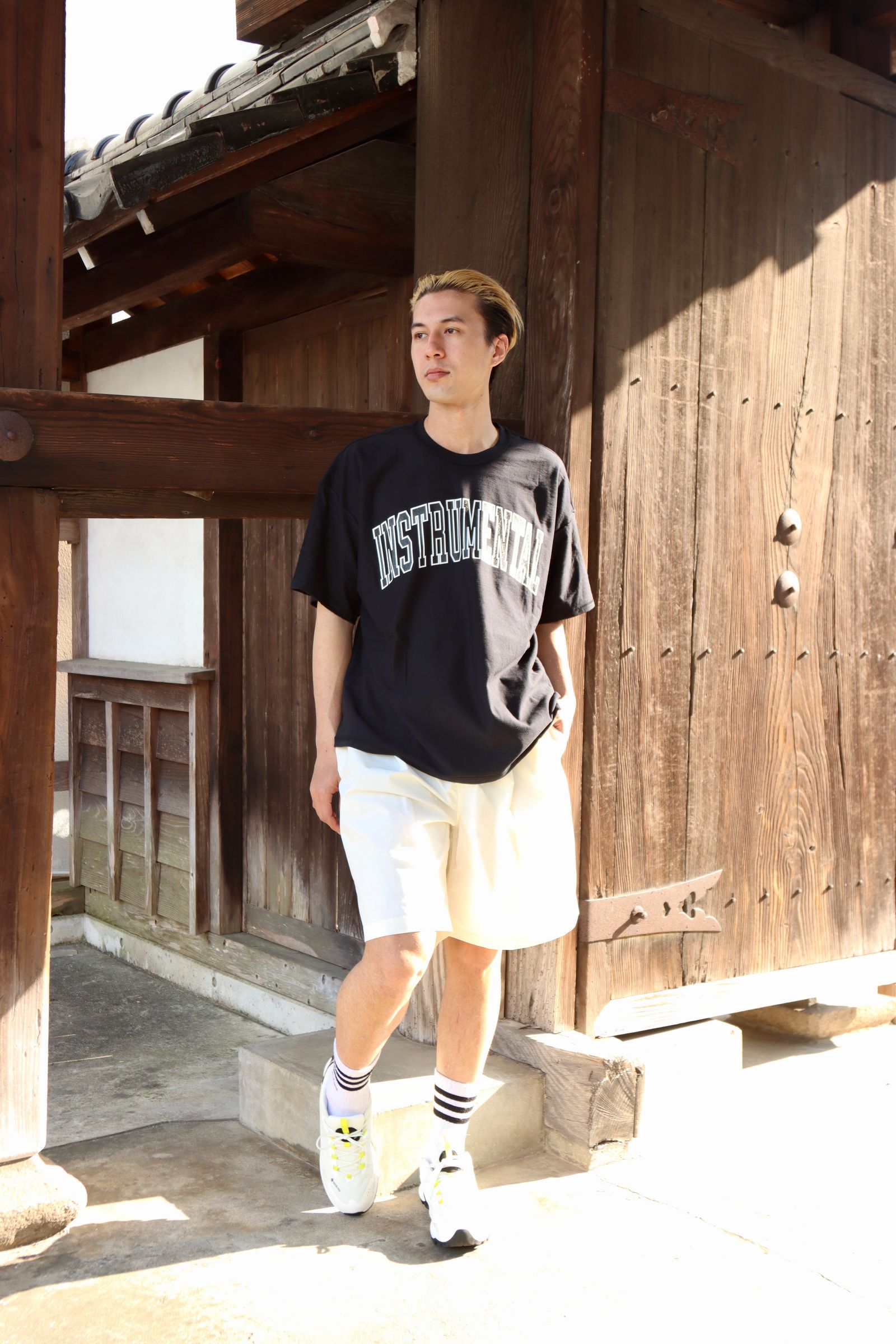 イズネスミュージック 25SS INSTRUMENTAL T-SHIRT(IMP5_28_INSTS5ST01)BLACK