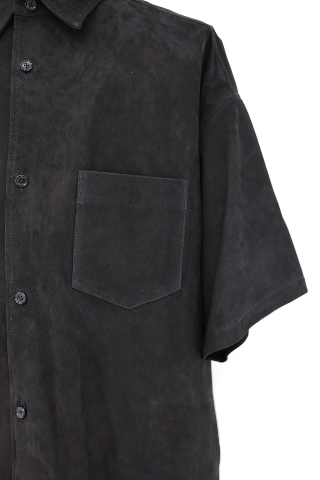 グラフペーパー26SS Cow Nubuck Leather S/S Oversized Regular Collar Shirt(GU261-50407)BLACK☆2月28日(土)発売！