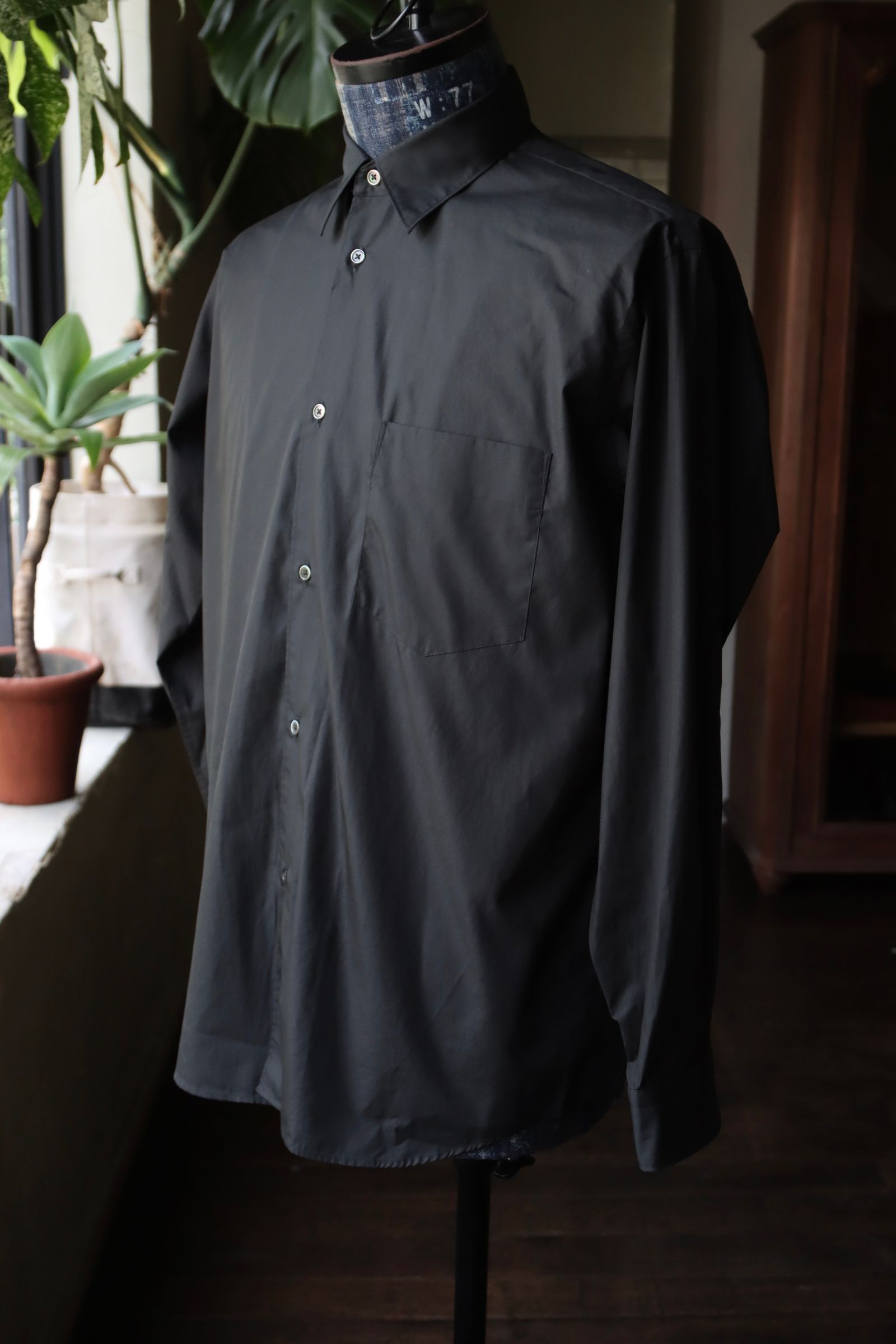 グラフペーパーシャツ Broad Regular Collar Shirt (GM253-50005B)BLACK
