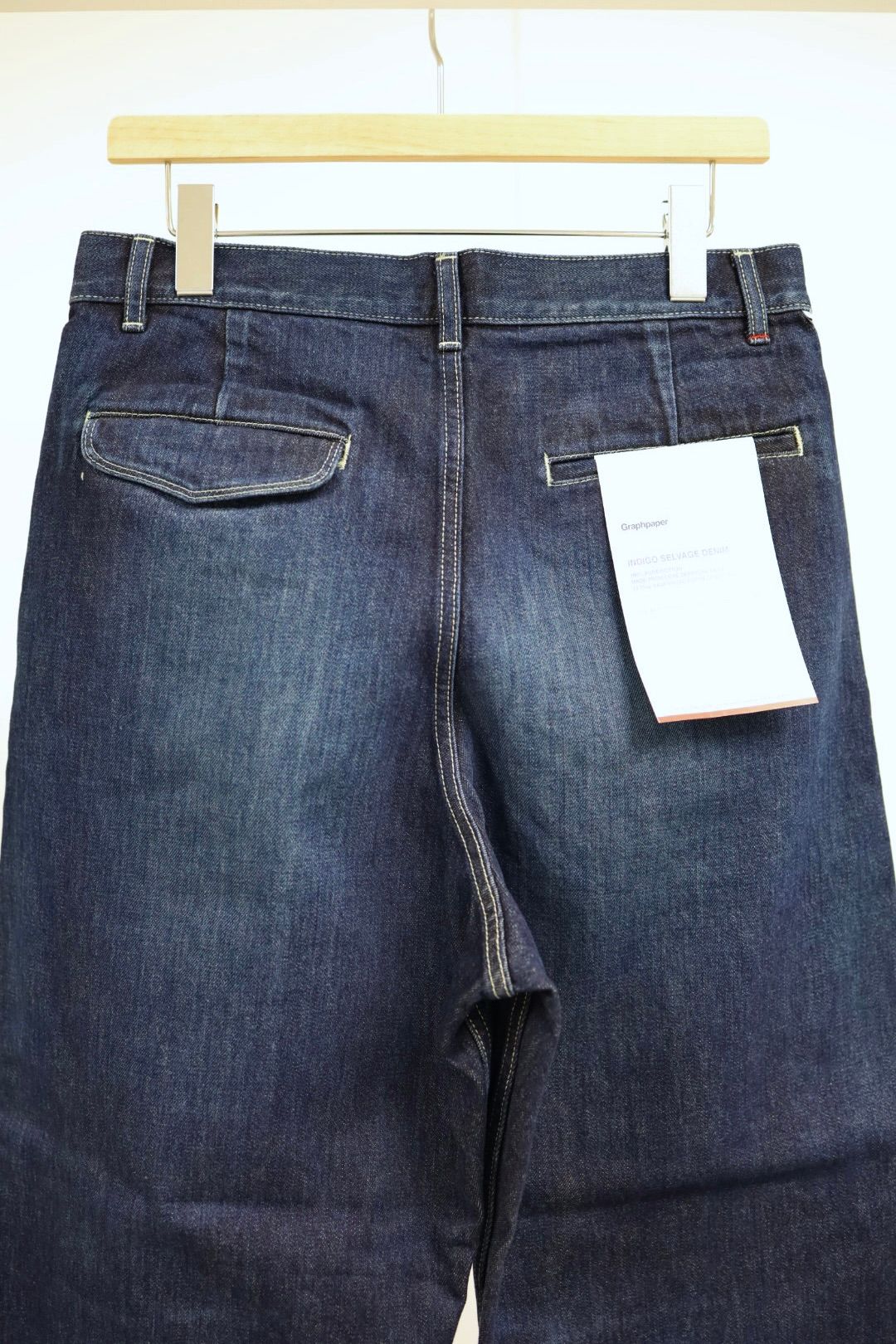 グラフペーパー Selvage Denim Two Tuck Tapered Pants(GU261-40060DB)INDIGO_DARK FADE