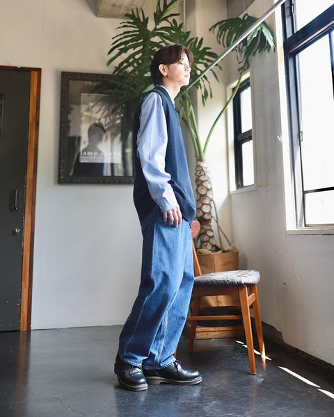 SEDAN ALL-PURPOSE セダンオールパーパス 23AW TECH LOGO KNIT VESTスタイル
