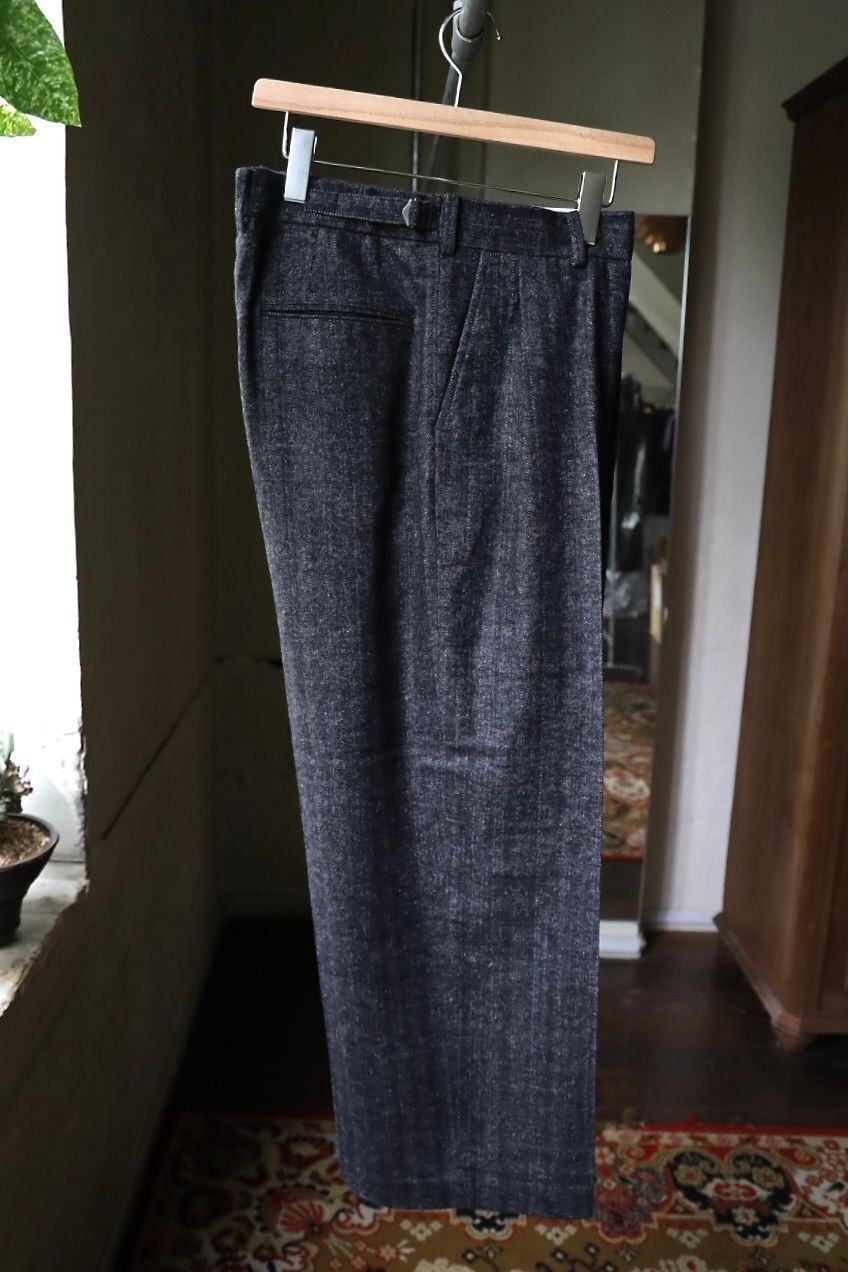 マーカ 26AW SINGLE PLEAT WIDE TROUSERS(M26C19PT01C)HERRINGBONE☆新作発売！