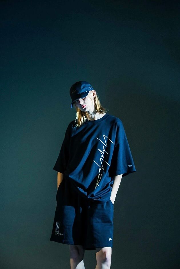 Yohji Yamamoto×NEWERA 23SS 半袖オーバーサイズドパフォーマンスTシャツバーチカルロゴ(HZ-T94-281)BLACK☆4月5日(水)発売！