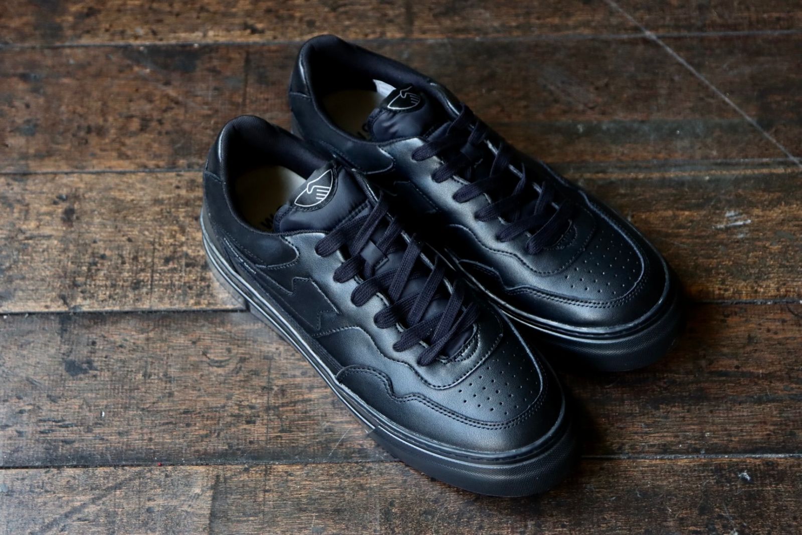 ヨーク23SSスニーカー S.W.C & YOKE PEARL S-STRIKE(YK23SS0508A)DRESS BLACK☆2月26日発売！