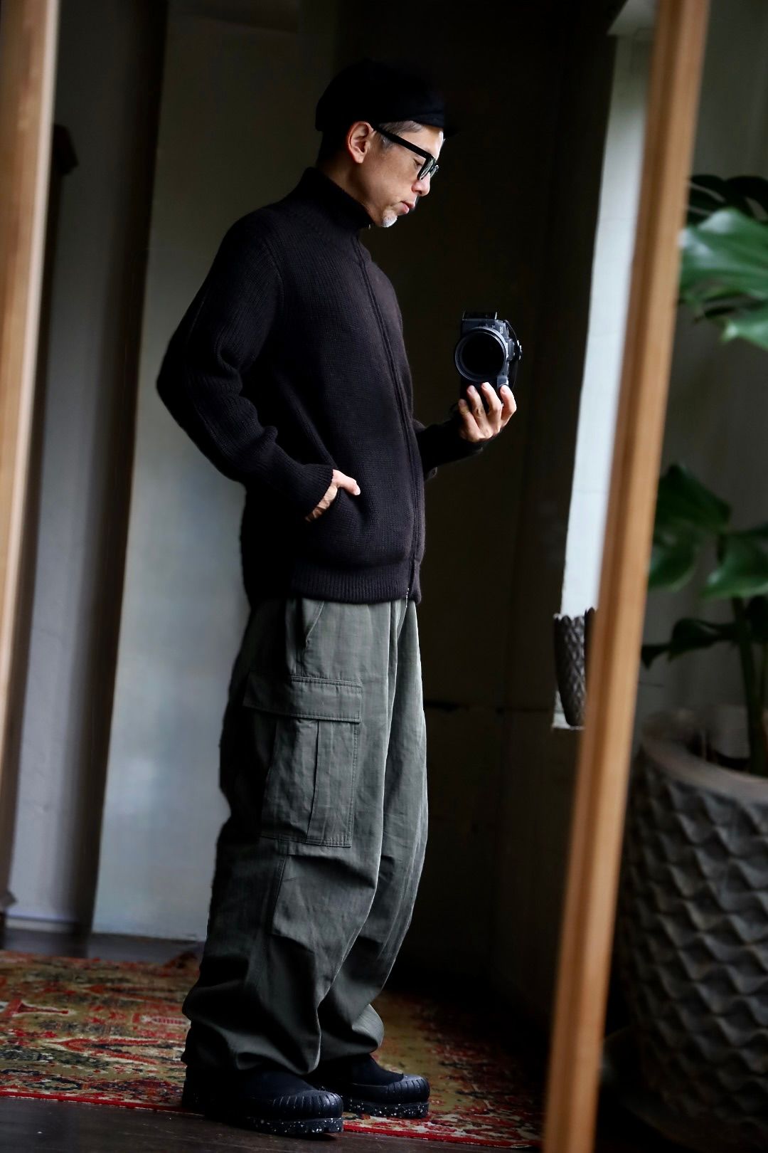 MARKAWARE 26AW DRIVERS KNIT"NATURAL BLACK"スタイル