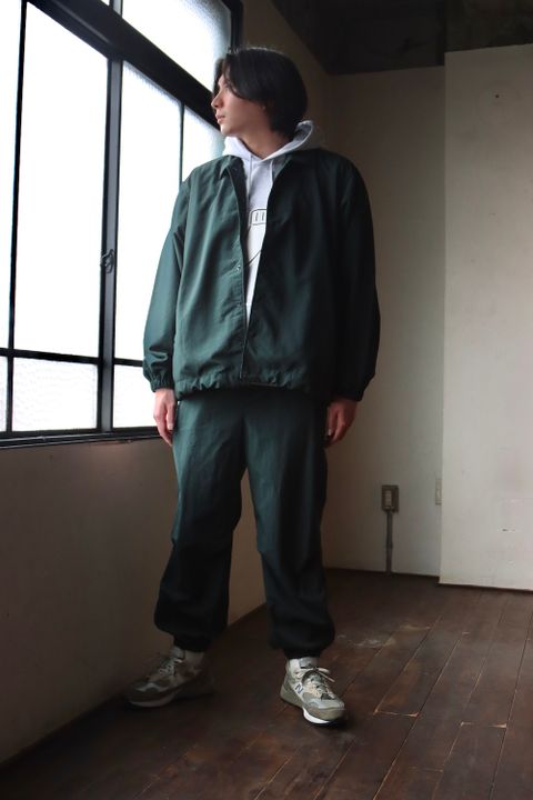 UNIVERSAL PRODUCTS NYLON SHELL COACH JACKET (221-60401) style.2022.2.20