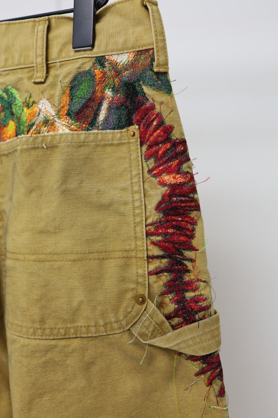 doublet ダブレット26SS VEGETABLE EMBROIDERY CUT-OFF PANTS (26SS19PT350) BEIGE ★1月17日(土)11:00発売！