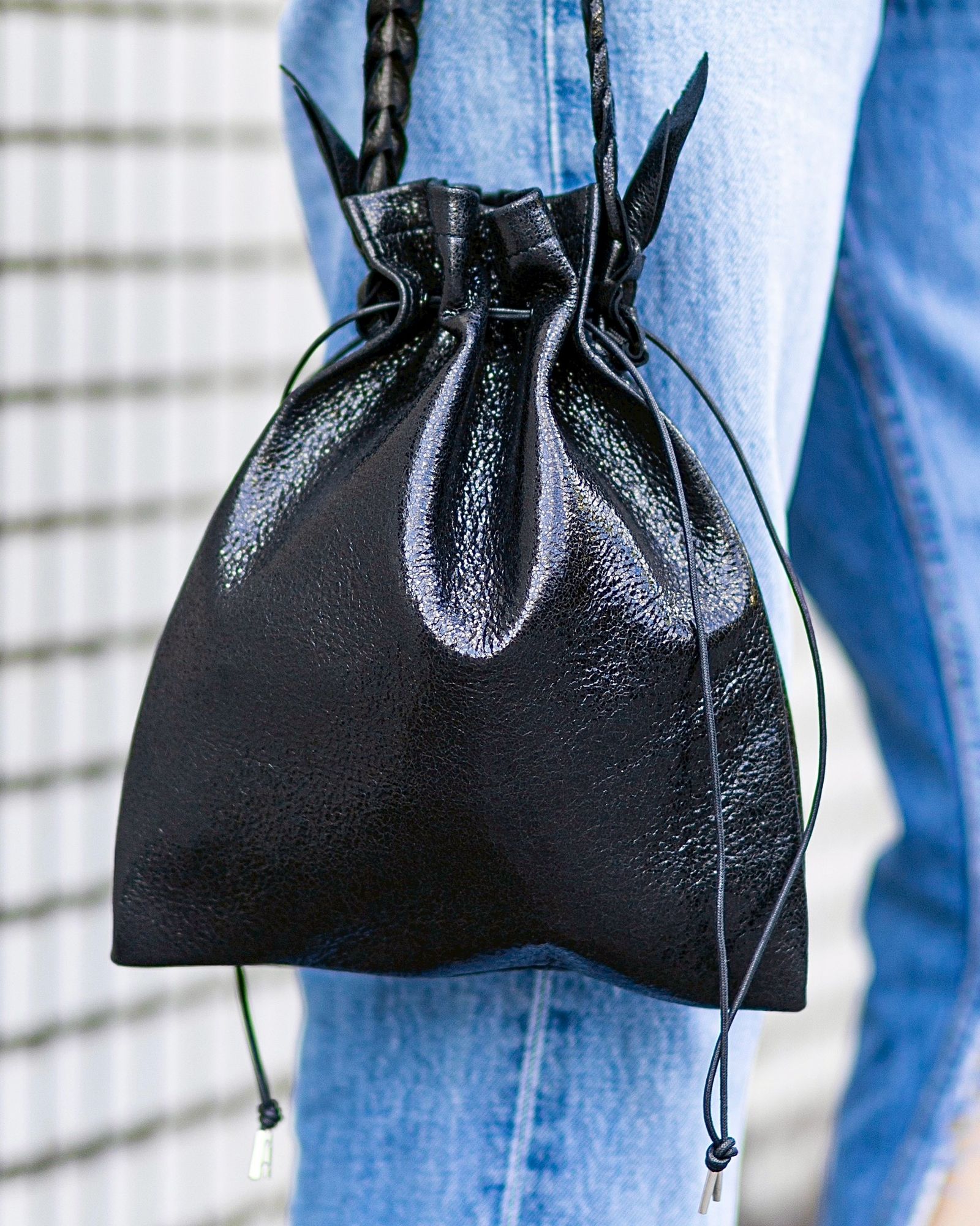 PLAY COMME des GARCONS  REDエンブレムメッシュTシャツ style.2025.12.15