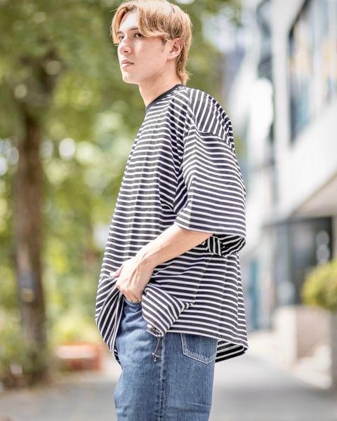 イズネス BALLOON STRIPES T SHIRT style