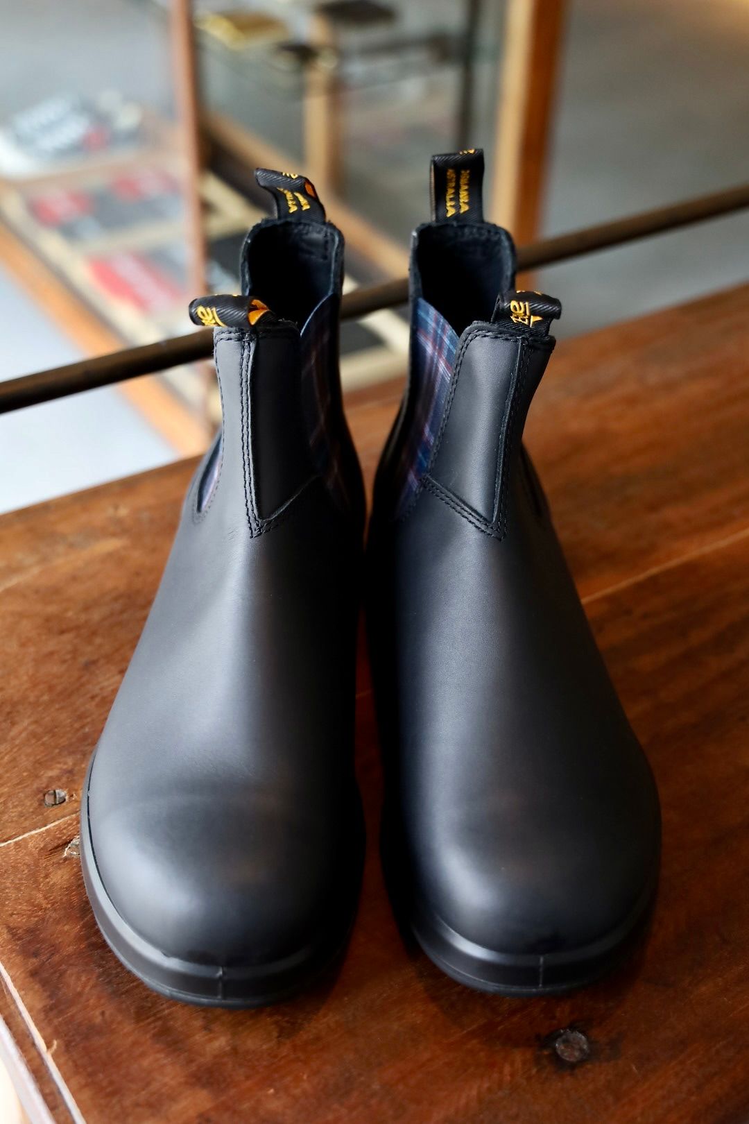 コムデギャルソンオム25FW BLUNDSTONEサイドゴアブーツ(HP-K103-001)BLACK☆新作発売！