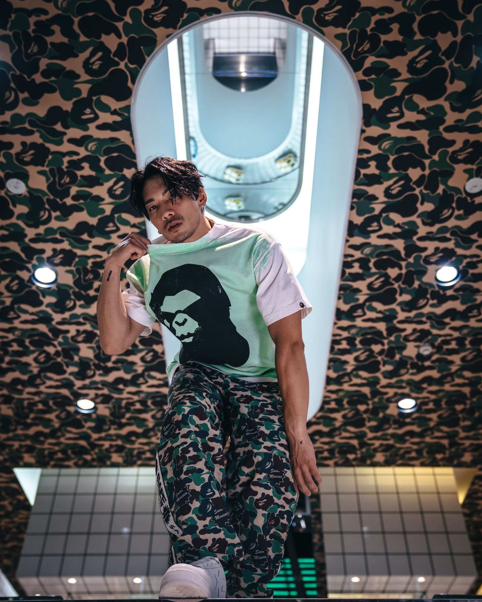 セントマイケル Tシャツ HANDPRINT BAPE_SS TEE(SM-HR1-0000-C34)WHITE×GREEN