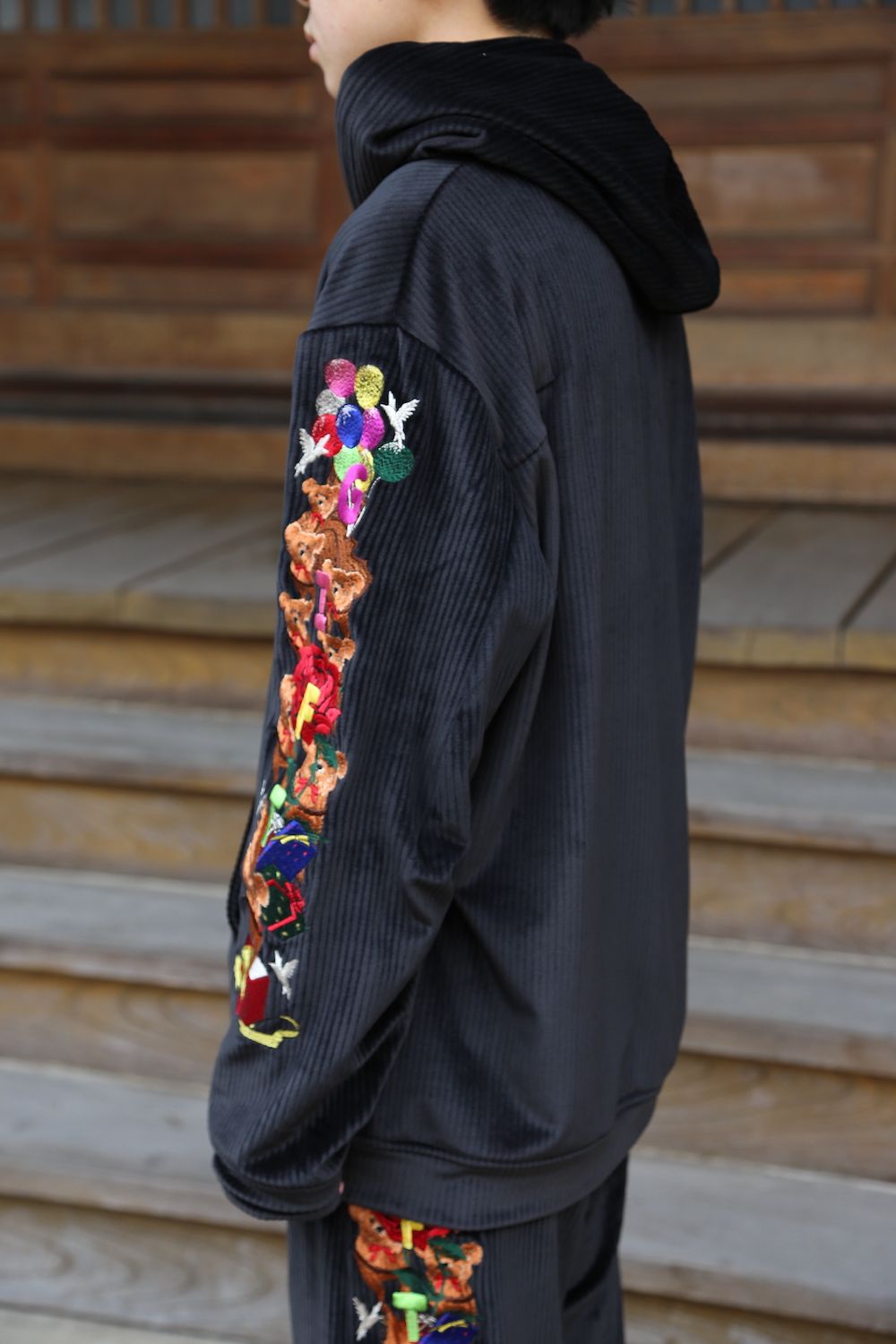 doublet CHAOS EMBROIDERY HOODIE くま　熊　刺繍