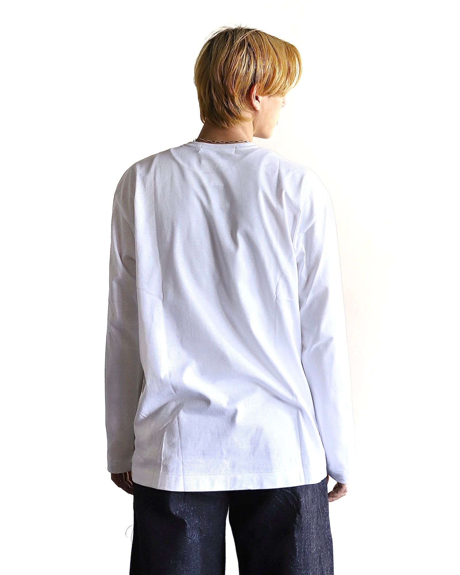 PLAY COMME des GARCONS 24SS PLAY VERTICAL4HEART L/S T-SHIRT style 2024.3.2