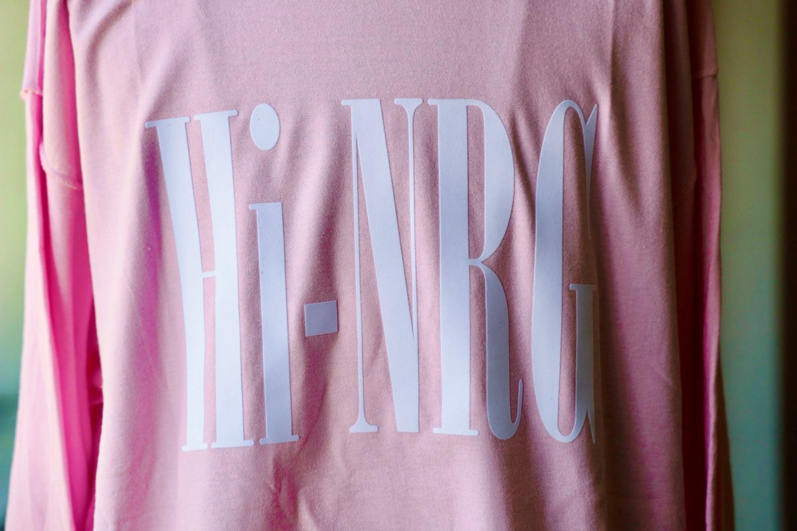 イズネスミュージック 25AW HI-NRG LONG SLEEVE T-SHIRT (IMP6_12_HI-NRGLS01) LIGHT PINK
