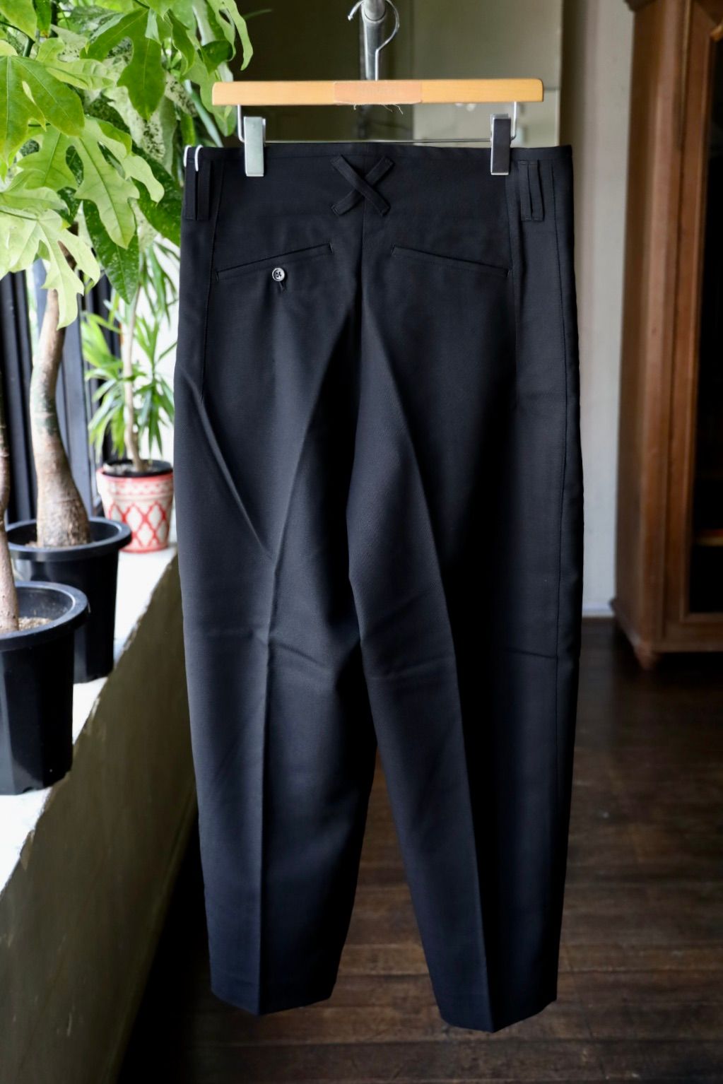 イズネス25AW PHOENIXX TRUSERS(25AW_16_1004AWPT02)BLACK☆8月23日(土)発売！