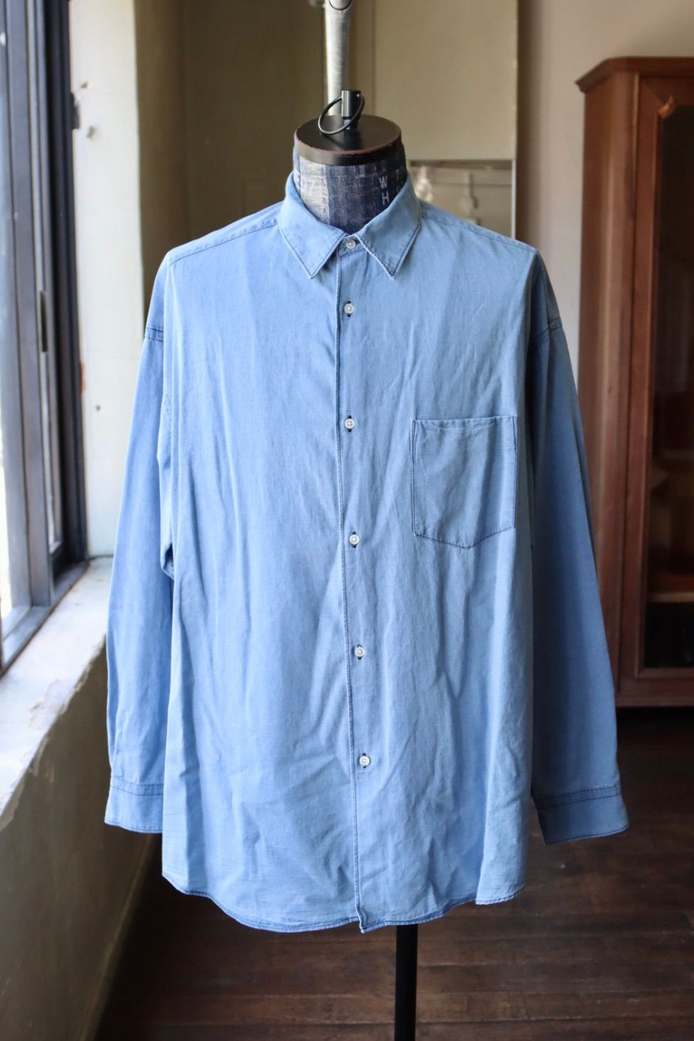 グラフペーパー SIDOGRAS Indigo Poplin L/S Oversized Regular Collar Shirt(GM252-50045)LIGHT FADE☆8月2日(土)発売！