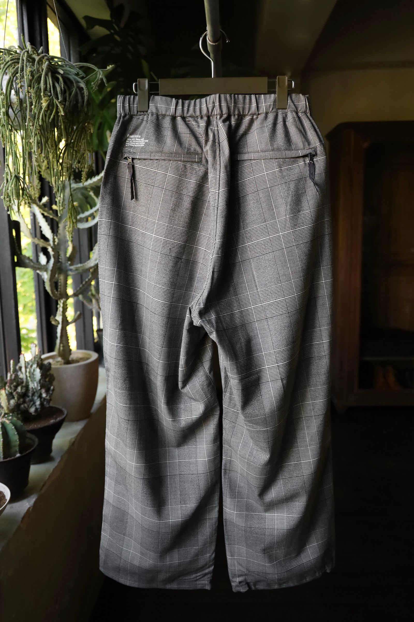 フレッシュサービス TECH WOOL TRACK PANTS(FSC244-40172)GRAY CHECK☆再入荷しました！