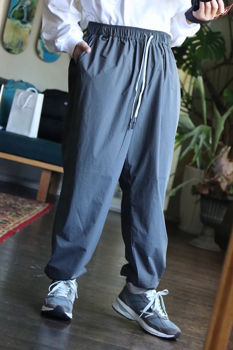 S.F.C 23FW WIDE SPORTY PANTS"GRAY"スタイル