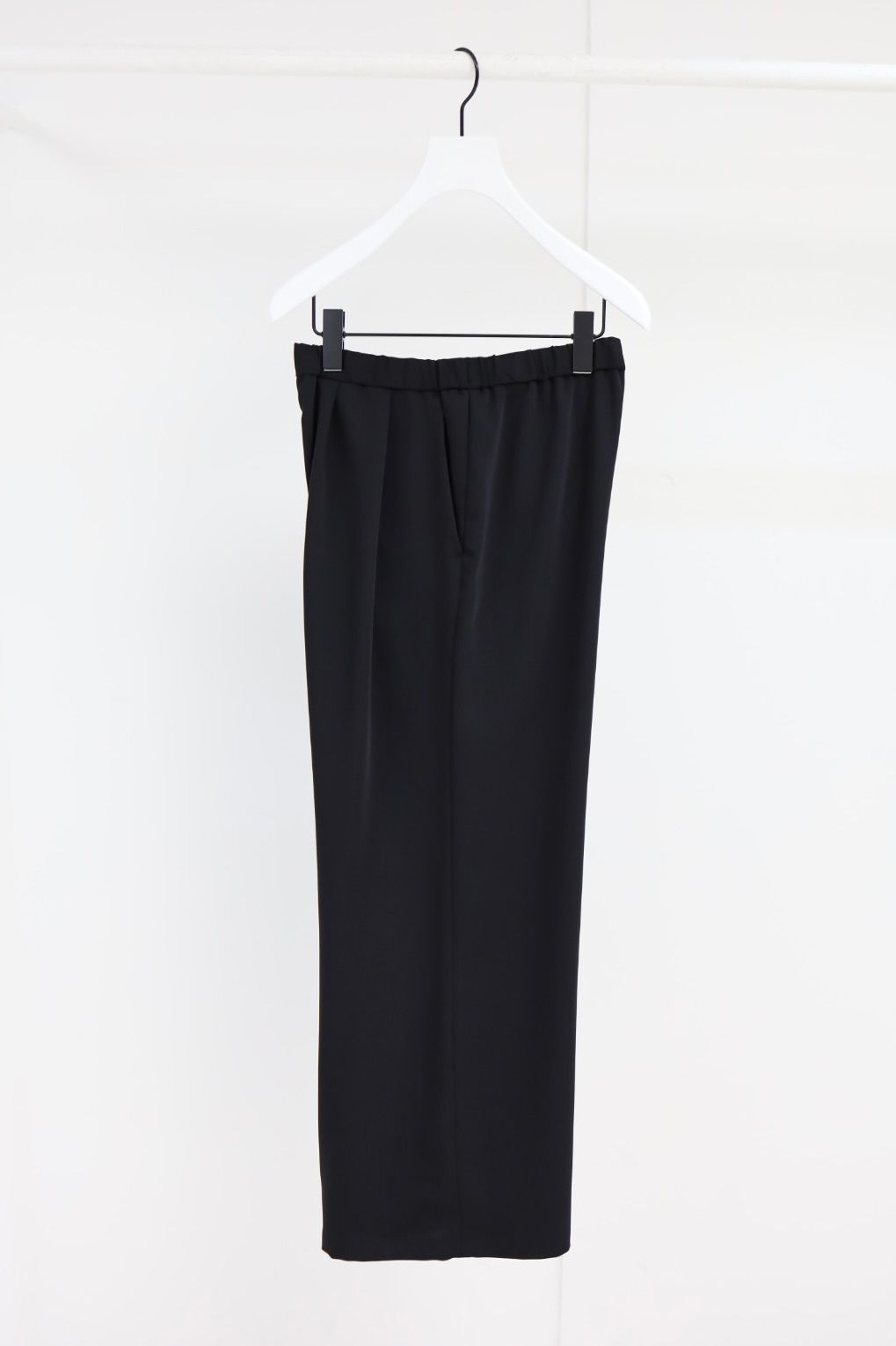 グラフペーパー26SS WOMENS Satin Easy Wide Pants(GL261-40057B)BLACK☆1月10日(土)発売！