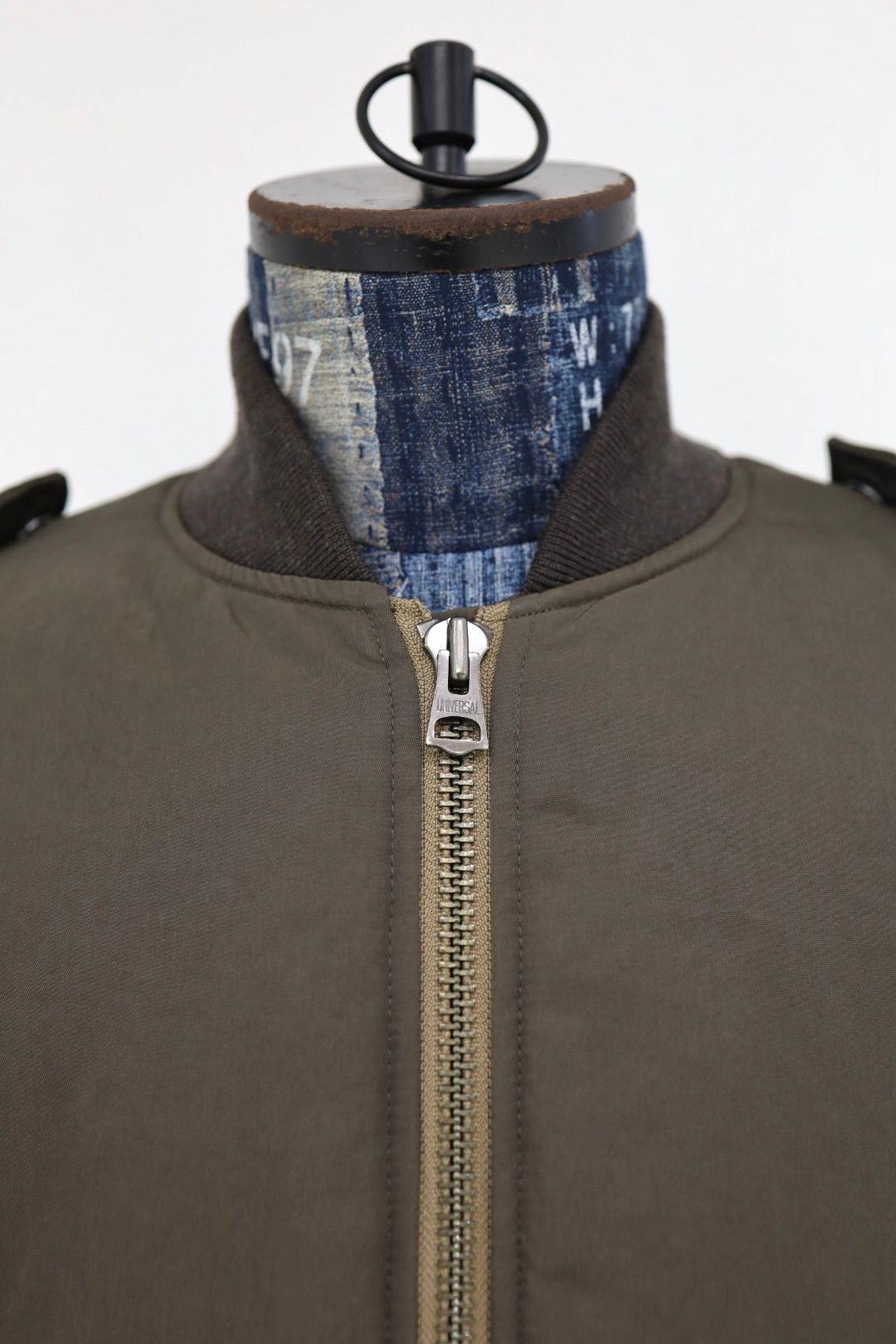イズネス26AW  Flight Jacket Type III(26AW_33_1008AWJK02)BROWN☆10月10日(土)発売！