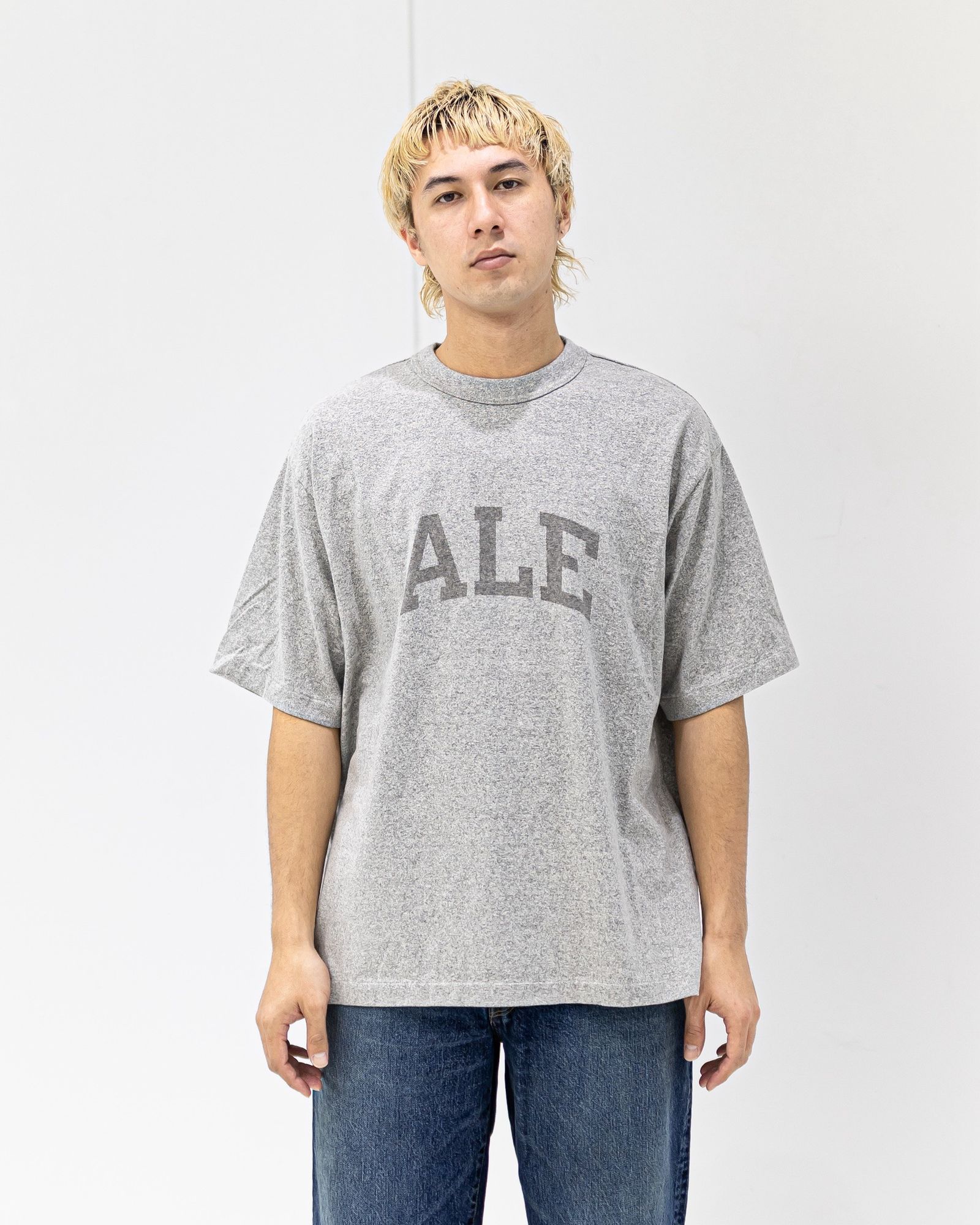 blurhms ROOTSTOCK ALE-Y 88/12 Print Tee WIDE (HEATHER GRAY) 新作発売！