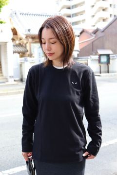 PLAY COMME des GARCONS ワンポイントロングスリーブTシャツstyle.2025.11.3
