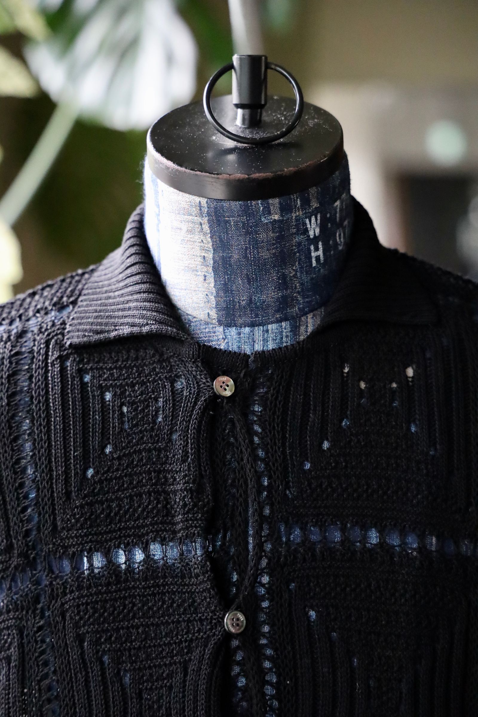 2 新品同様 25ss YOKE MESH KNITTED SHIRT CARD 2 新品同様 25ss YOKE MESH KNITTED SHIRT CARD - メルカリ